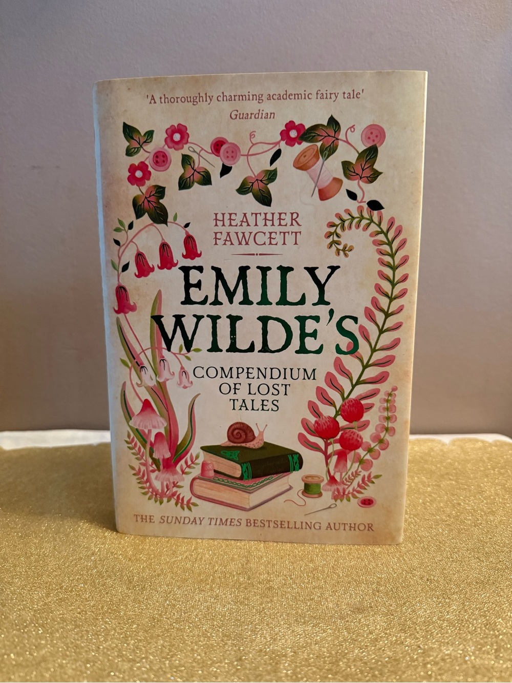 Fairyloot Emily Wilde's Compendium of Lost Tales (signed)